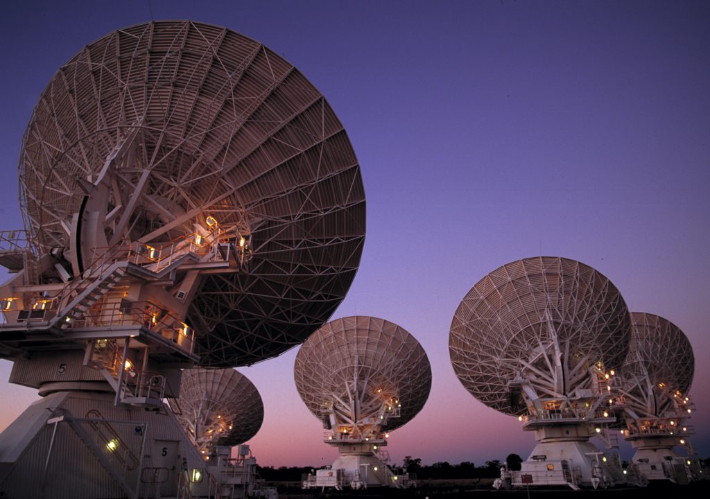 Australia Compact Array Radio Telescope
CREDIT: David Smith, CSIRO Australia Compact Array Radio Telescope
